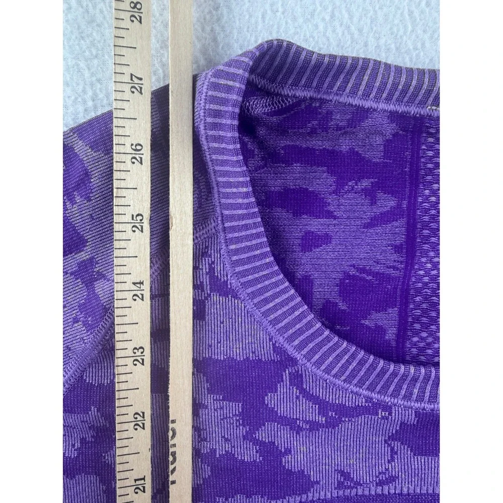 Lululemon Swiftly Tech Long Sleeve 2.0 Purple Camo Chevron Shirt Womens Size 8
